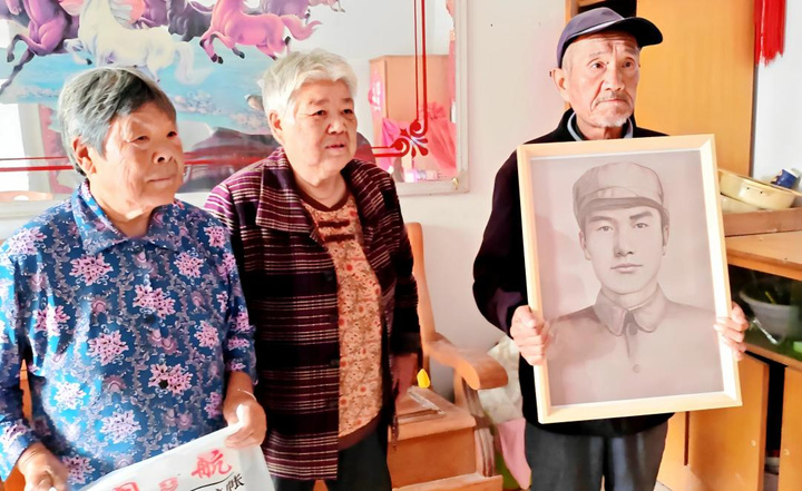 青春华章丨跨越74年的“重逢”，82岁的弟弟再次见到了24岁的烈士哥哥