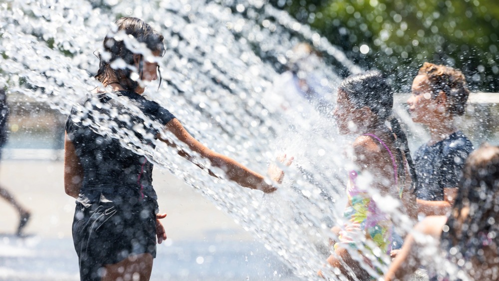 全球持续“高烧 ”2025年成为有记录以来第三热的年份_fororder_9fee8675df8446f7af0ddbf72fd3fe9c_副本