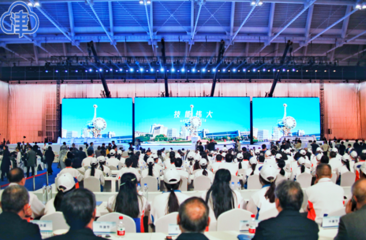 天津选手包揽2024年世界职业院校技能大赛冠亚军