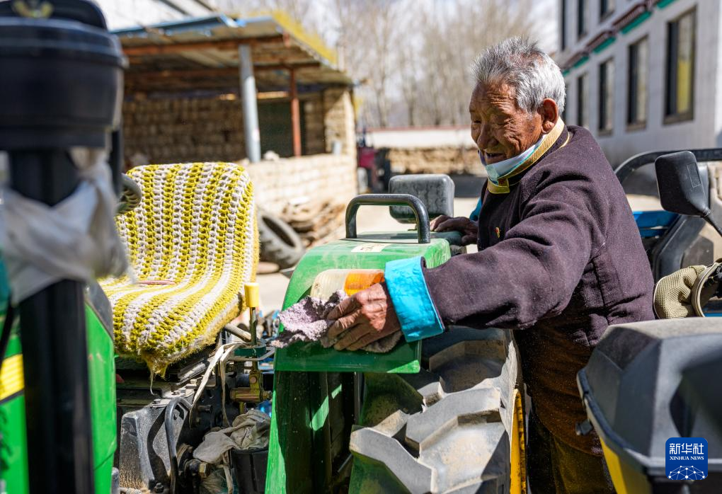 苦难和新生——西藏翻身农奴影像档案：次仁桑珠