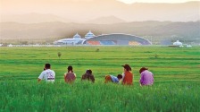 盛夏敕勒川迎客来