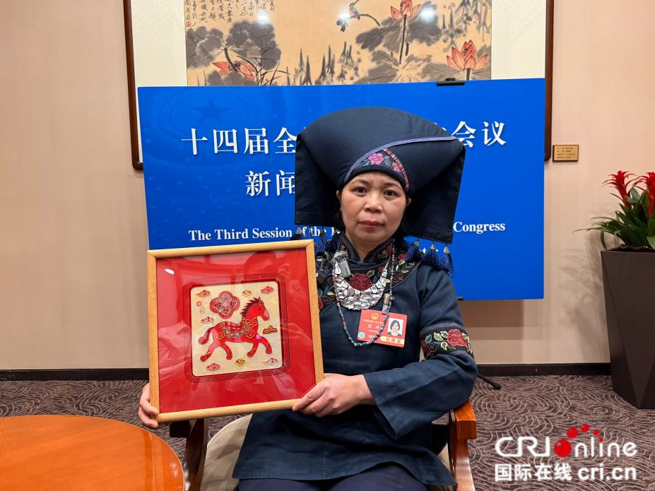 【两会观察·看中国文化何以“出海”又“出彩”】 全国人大代表蓝淋：“民俗文化+非遗体验”助力文旅发展_fororder_图片1