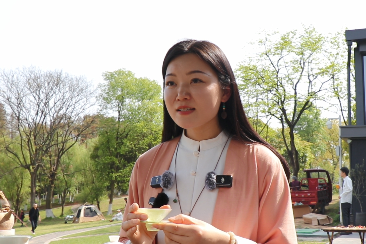 手上有活 发展有道——写在湖南省第二届职业技能大赛开幕之际_fororder_微信图片_20250415232329