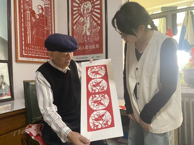 天水甘谷：剪纸艺人朱有福的“蝶变”与乡土新愿_fororder_微信图片_20250522084949