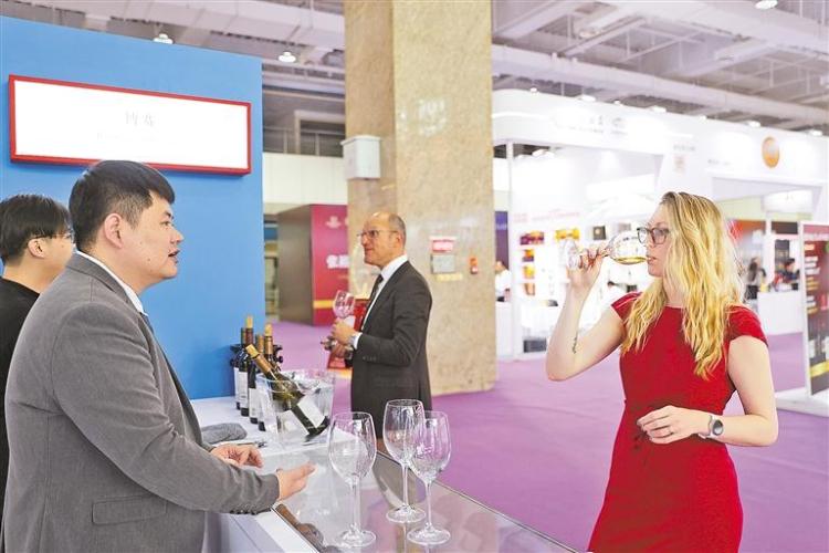 国际葡萄酒名庄名酒展启幕