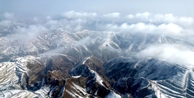 【原创】临夏世界地质公园雪后景美如画_fororder_微信截图_20250311091946