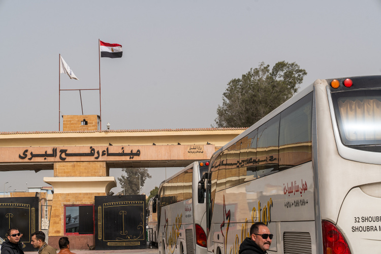 哈马斯：以方在拉法口岸粗暴对待和勒索返乡人员