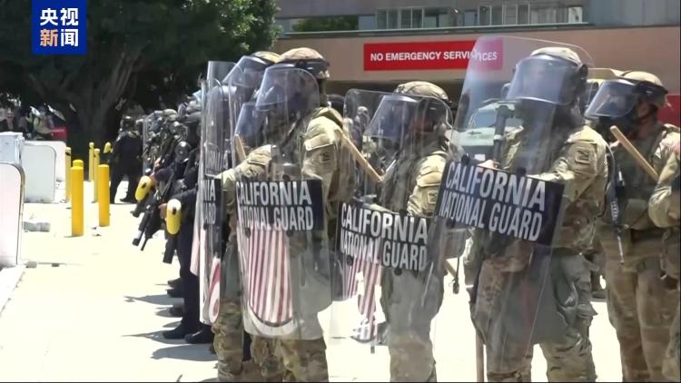 美国国民警卫队称已将拘留民众移交给执法部门