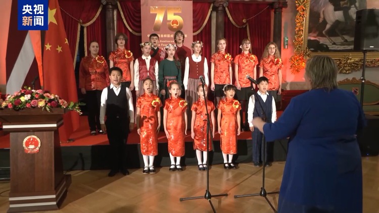 多国政要盛赞中国发展成就和为全球发展所做贡献