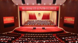金华：婺城区政协五届四次会议闭幕