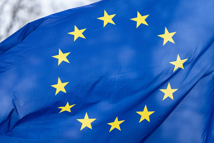 37名欧洲议员敦促欧盟谴责美国对委军事行动