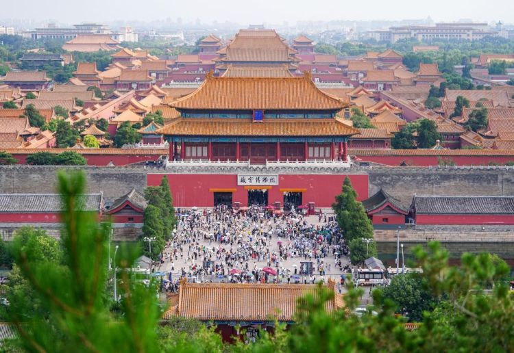 新华鲜报｜百岁故宫博物院，生日快乐！