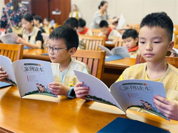 无锡滨湖上好“三堂课”助力法治校园建设_fororder_7