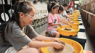 泰州海陵京泰路街道：七彩夏日润童心 文明实践伴成长