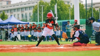 青春挥棒 逐梦绿茵 2025年江苏省青少年垒球锦标赛在连云港开赛