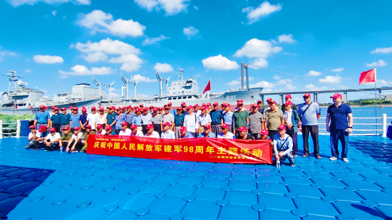 泰州海陵红旗街道组织开展“红色之旅” 传承军魂忆初心主题活动_fororder_图片 1
