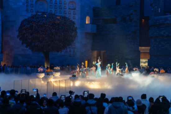 千年钟声叩响新岁 牛首山以传统民俗与现代科技奏响跨年文化乐章_fororder_IMG_1457