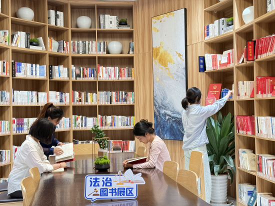 “典”亮美好生活 无锡滨湖区举办民法典宣传月活动_fororder_图片 5