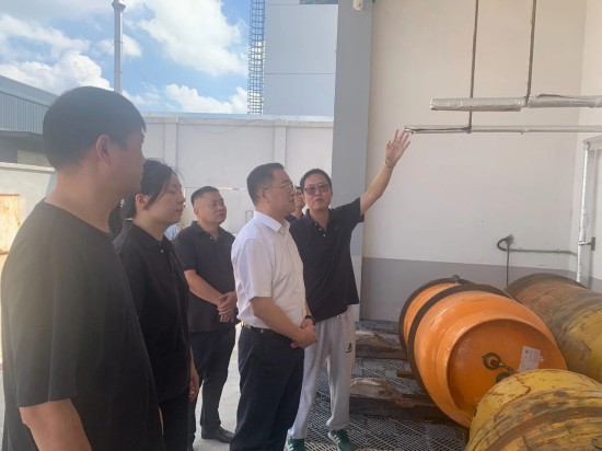 泰州海陵工业园区开展国庆、中秋节前安全生产大检查_fororder_图片 1