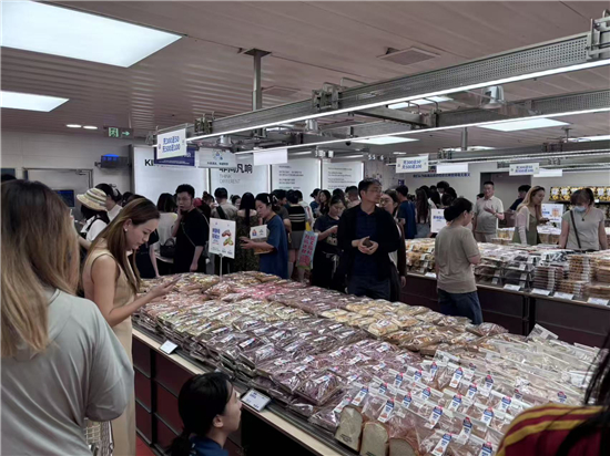 新鲜零食赛道“开创者”金粒门华东首店落地南京 开启全国化布局新征程