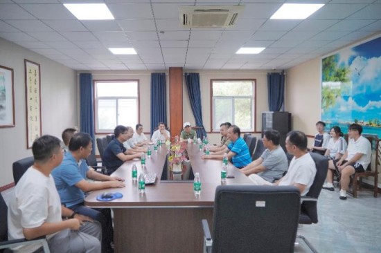 苏皖携手“养鱼”，六个月建成“鱼池” 科技引导芜湖六郎镇鳜鱼苗养殖_fororder_图片 1