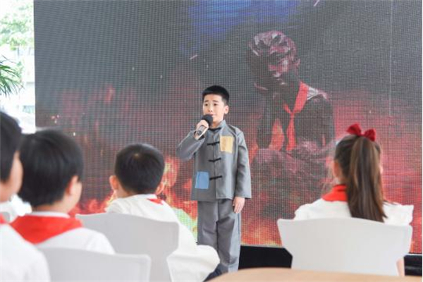童心向党 泰州海陵举行十岁集体生日文明实践活动_fororder_13