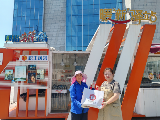 泰州市海陵区为新就业群体撑起法治“保护伞”_fororder_图片 1