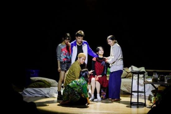 《小偷家族》戏剧版首现南京 仙林戏剧孵化项目凸显完整叙事_fororder_图片 1