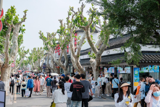 苏州：2025年“五一”假日接待游客1205.7万人次_fororder_图片 2
