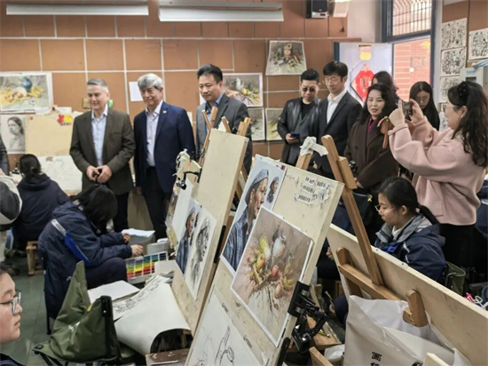 江苏省中国画学会与墨西哥CETYS大学交流活动在宁圆满举行_fororder_640 (2)