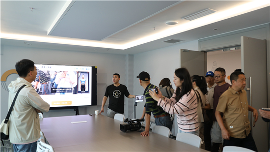 数碳领航 AI筑巢 南京玄武科创宜居聚英才