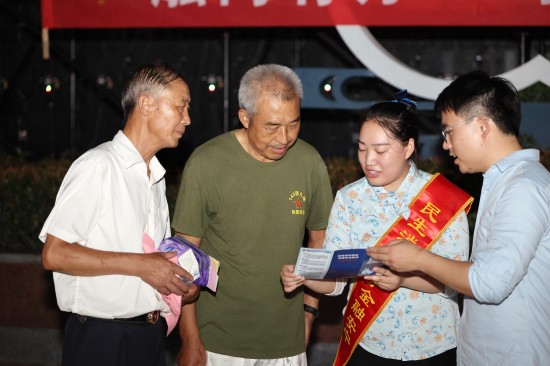 逛夜市、看节目、赢奖品、学知识…… 淮安洪泽双周活动共筑数字安全屏障_fororder_图片 4
