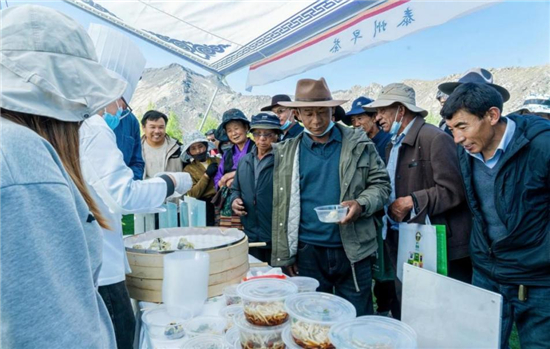 唱响民族团结赞歌 泰州早茶走进雪域高原