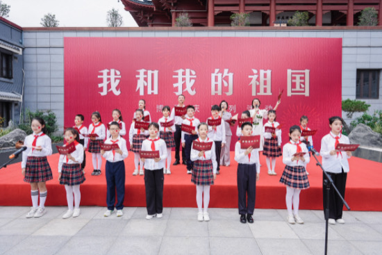 留学生共庆中秋 盐城市博物馆搭建“双节”国际文化交流新桥梁_fororder_IMG_9397