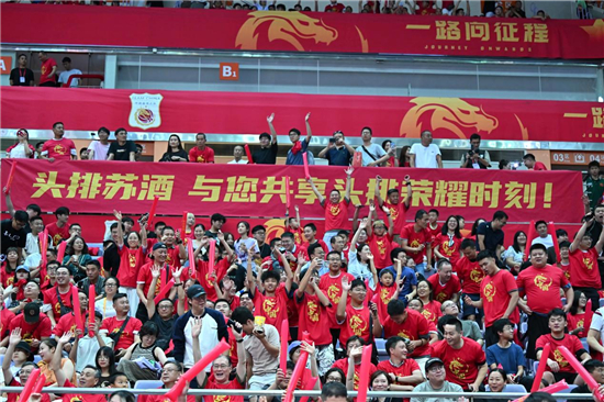 中国男篮75-72险胜波黑！两连胜剑指亚洲杯！_fororder_图片23