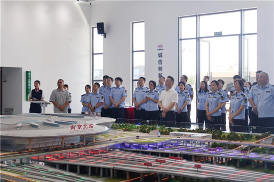 南京江北新区市场监管局：一线践学“强根基” 机关活力“焕新程”_fororder_图片7