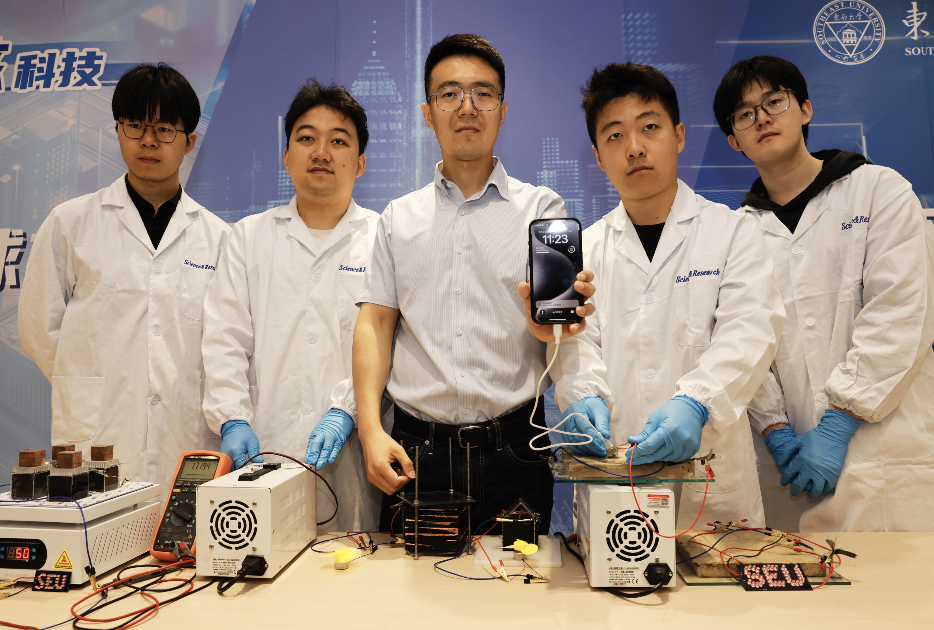 直击建筑行业高能耗痛点 东南大学研发仿生自发电-储能混凝土_fororder_图片18