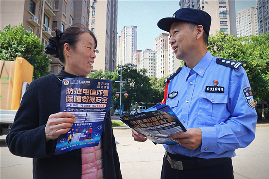 民警孔祥虎：把温暖送到群众心坎上_fororder_图片24
