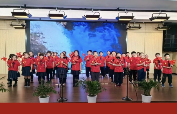 南信大附小2025年红歌合唱比赛圆满落幕_fororder_3_副本