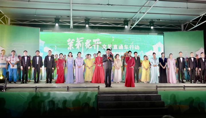 江苏配发新一批流动舞台车，“茉莉花开”文艺直通车行动出实招_fororder_70qamVcJfoPw5sHXkn4O3CjM
