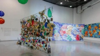 于江南文脉中注入当代精神反思 “大浪淘金——方力钧艺术展”启幕