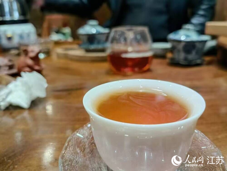 南京溧水雨花茶秋采进入旺季_fororder_LOCAL1757978727924Z9HKF1KVHK