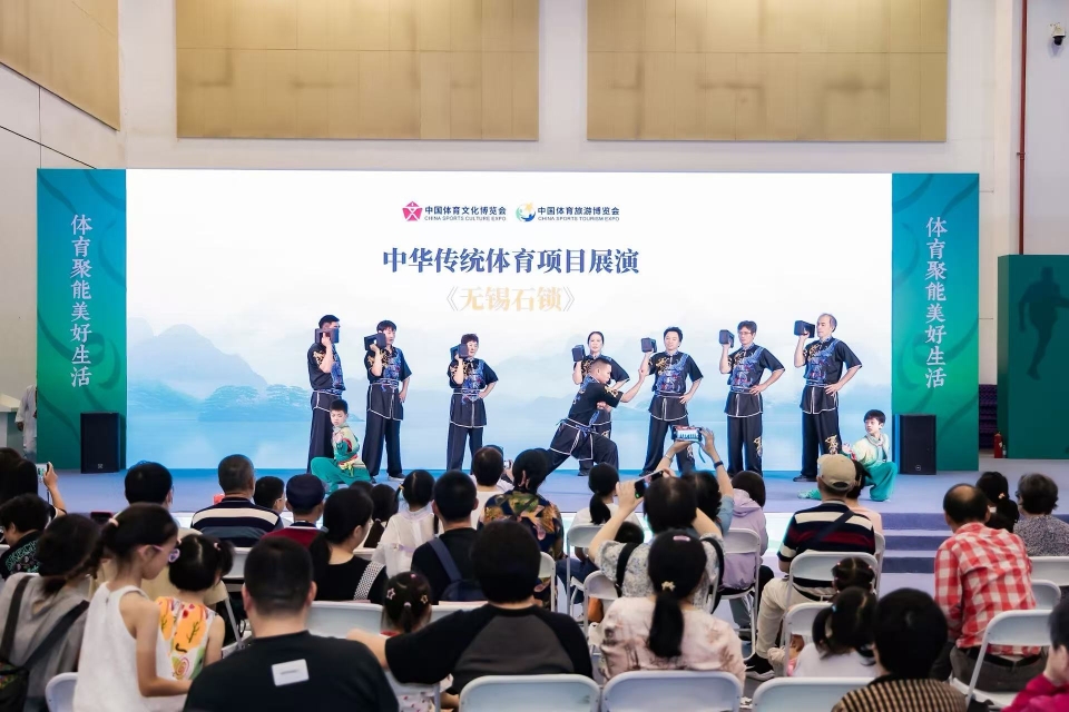 2025中华体育文化优秀项目在两个博览会现场推介