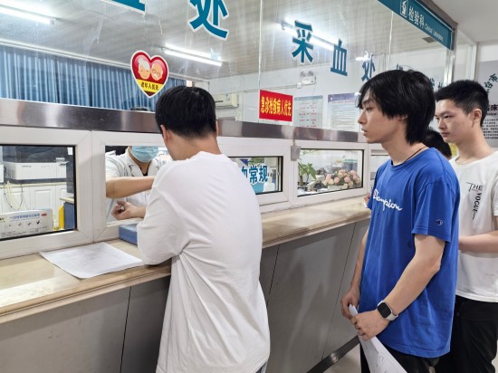 盐城东台:携笔从戎酬壮志 热血青春卫国防