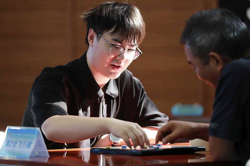 第二届职工运动“益康杯”职工棋类三项赛举行