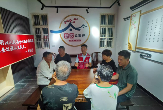 泰州市罡杨镇法治清泉润花乡 产业复苏振乡村_fororder_图片 3