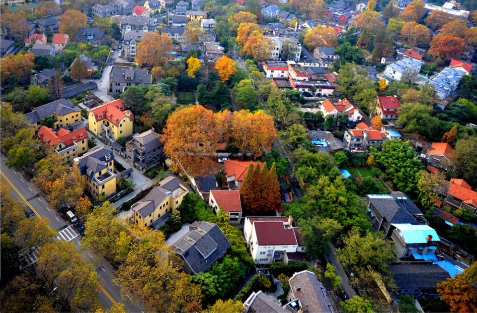 老巷“新戏”丨这个百年街区，留得住乡愁带得动消费