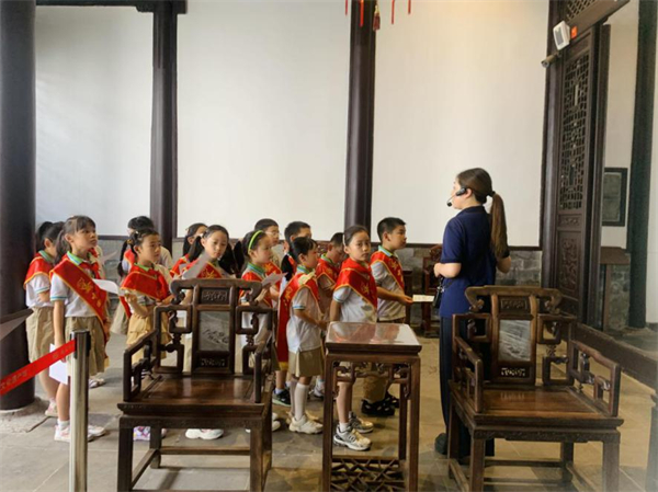 南京市江宁开发区学校“非遗寻艺”小队探秘民俗博物馆感受传统文化_fororder_10