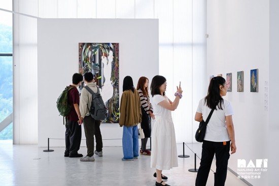 三十家画廊齐聚四方艺术湖区 呈现自然、劳动与现实的多元叙事_fororder_图片 4