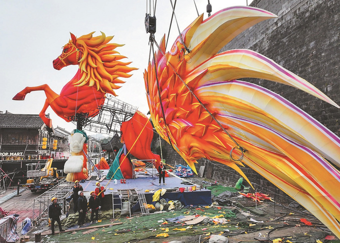 南京秦淮“飞马”亮灯记_fororder_20260115_093103_006